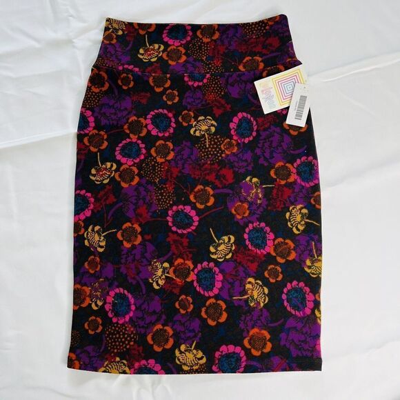 LuLaRoe Cassie Skirt Colorful Floral Flowers Hippie Modest Stretch XS NWT 0721 - Picture 1 of 6